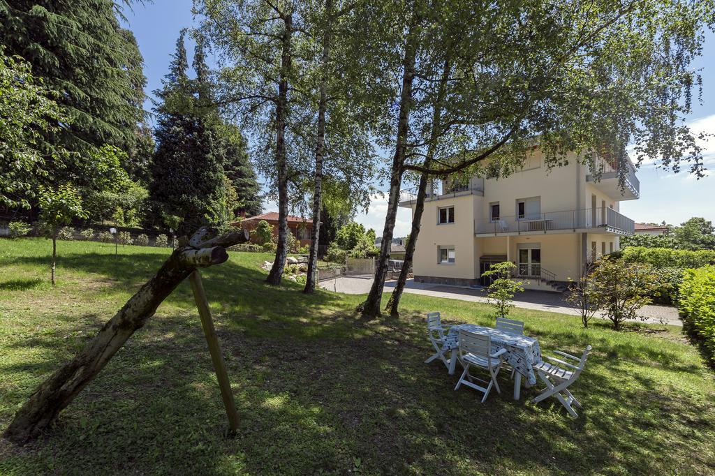 B&B Villa Giuli วาเรเซ ภายนอก รูปภาพ