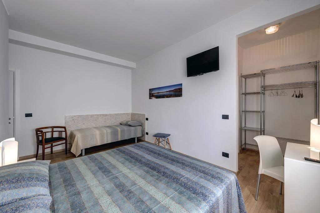B&B Villa Giuli วาเรเซ ภายนอก รูปภาพ